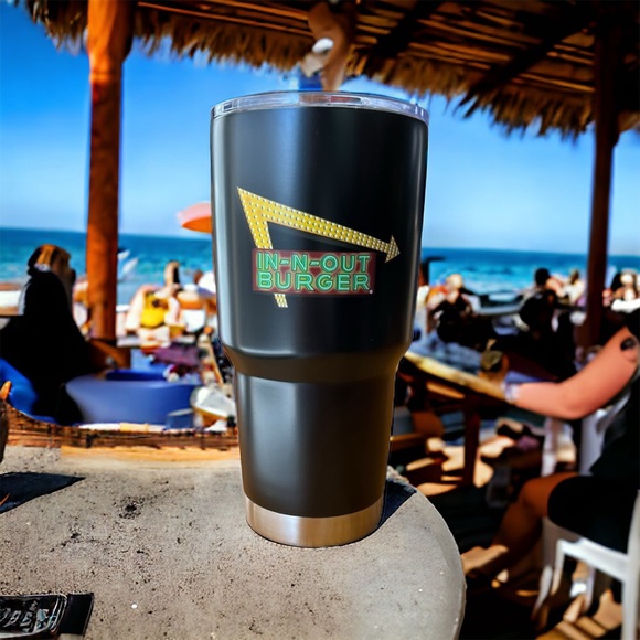 IN-N-OUT HOT / COLD 30 Oz Cup Tumbler Travel Collectible Gift Mug Cup New - Picture 9 of 14